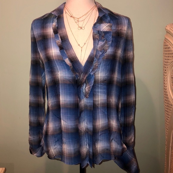 Bcbg long sleeve ruffle blouse - Picture 3 of 4